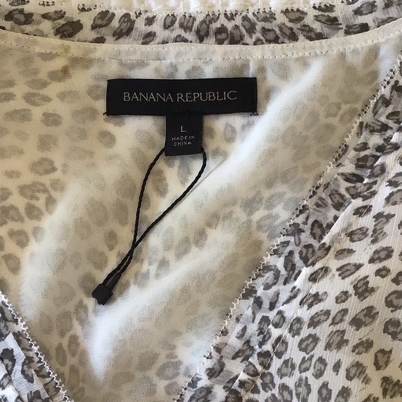 Gray Leopard Print Sleeveless Top - Picture 2 of 5